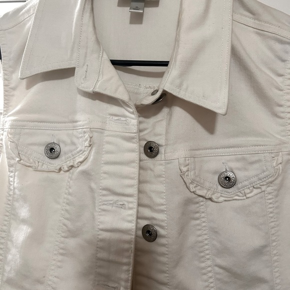 Dress Barn  XL white Vest Jacket with native stiched detailing. - Picture 3 of 10